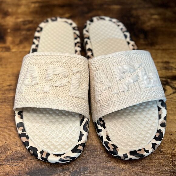 APL Big Logo  Parchment:Leopard Slide Sandals, Size 11. New in Box! - Picture 4 of 16